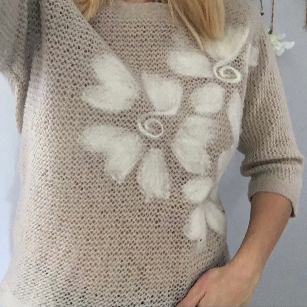 Anthropologie Troubadour Wool Snow Blossom Felted Floral Sweater Size XS